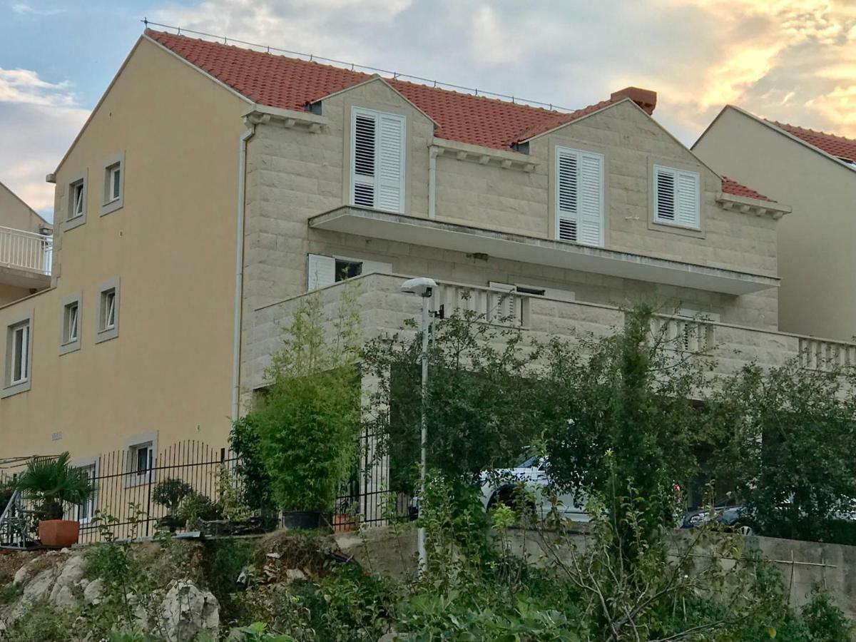 Jelena 1 Apartment